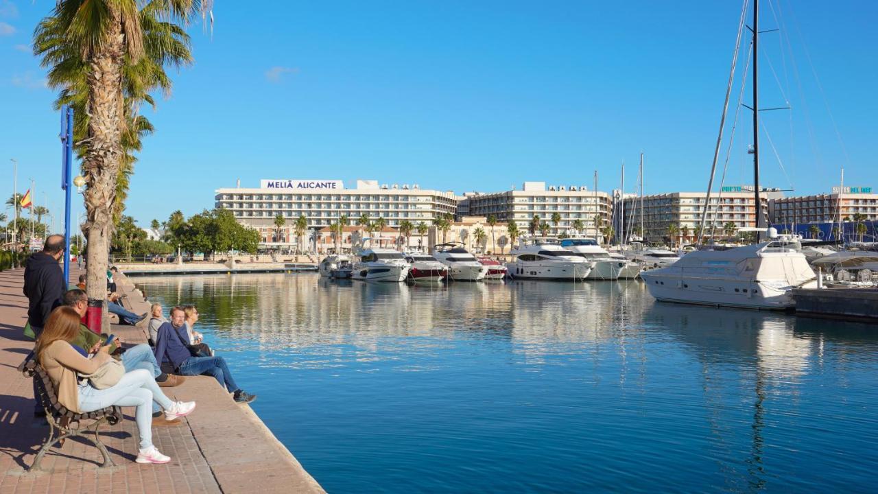 Stylish & Spacious Family Apartment Near Beach & Vibrant Historic Market Alicante Exteriér fotografie