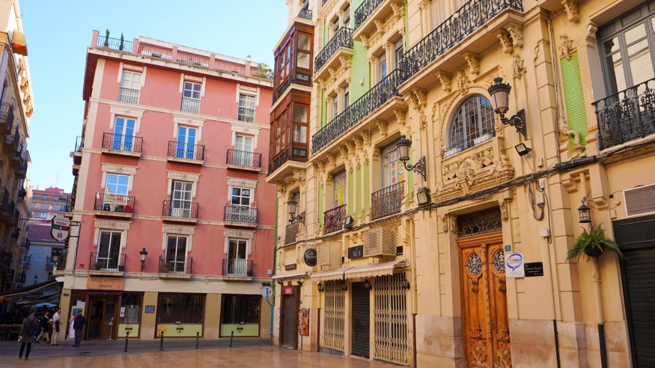 Stylish & Spacious Family Apartment Near Beach & Vibrant Historic Market Alicante Exteriér fotografie